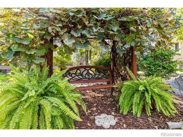 1380 Northpark Dr, Lafayette, CO 80026