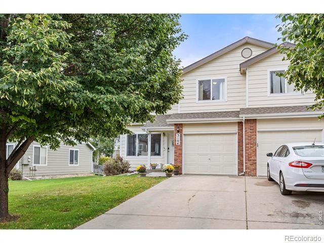 3104 Swan Point Dr, Evans, CO 80620