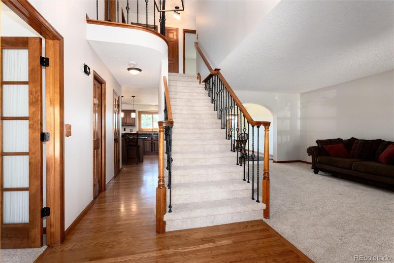 9635 Cherryvale Dr, Highlands Ranch, CO 80126