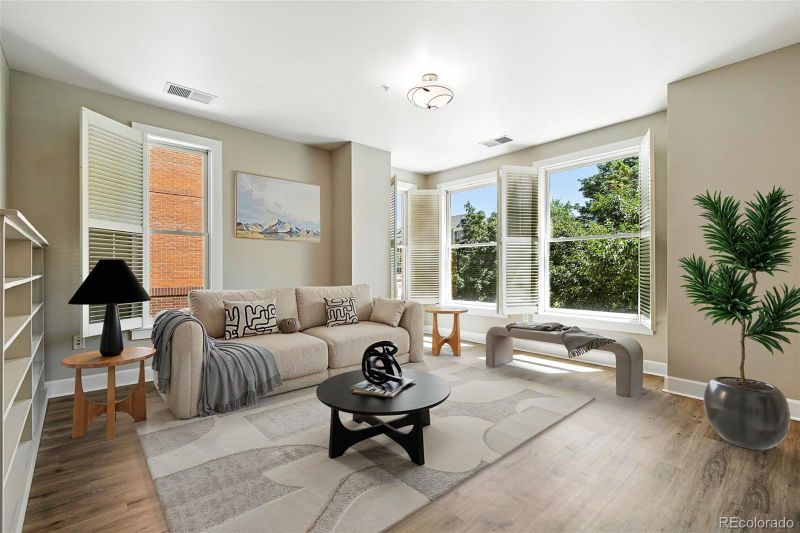 1631 N Emerson St #207, Denver, CO 80218