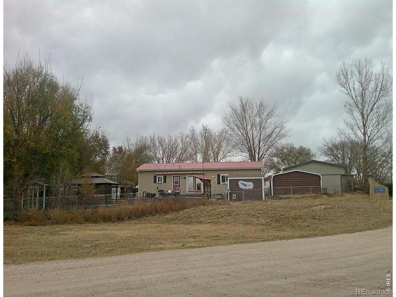 77 Chippewa Cir, Weldona, CO 80653
