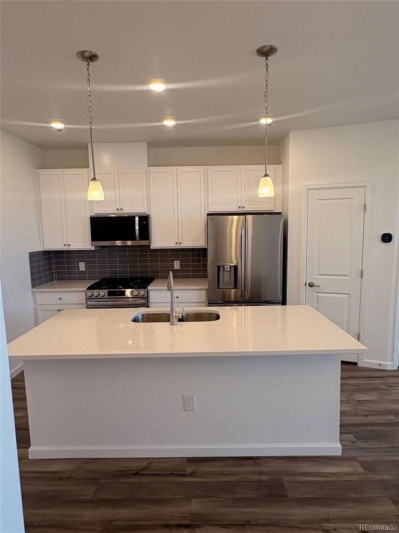 6700 Merseyside Ln, Castle Pines, CO 80108