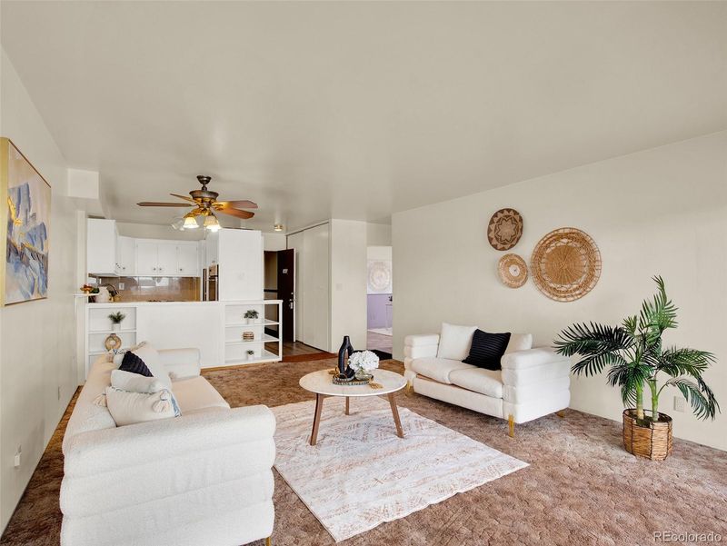 1121 Albion St #910, Denver, CO 80220