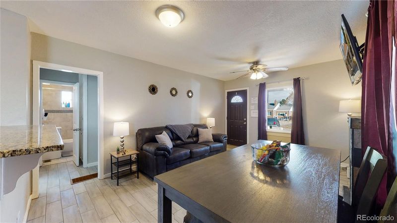 1621 Trenton St, Denver, CO 80220