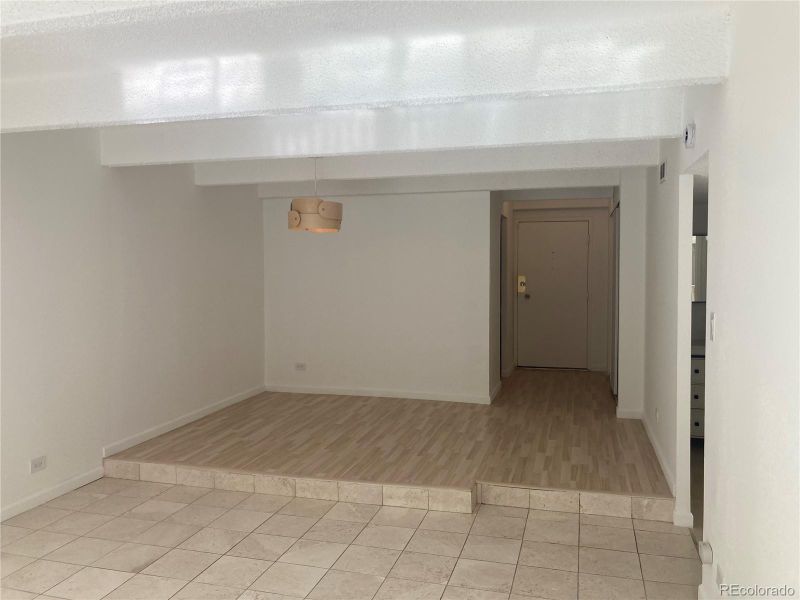 8060 E Girard Ave #805, Denver, CO 80231
