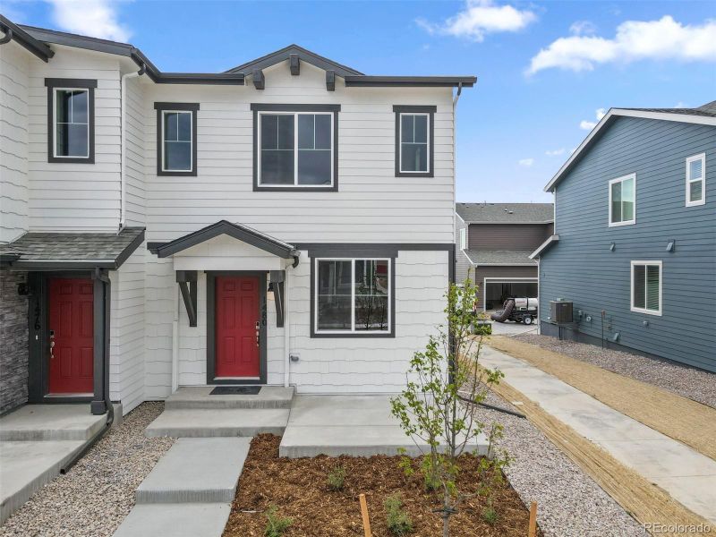 1480 Coral Pl, Longmont, CO 80504
