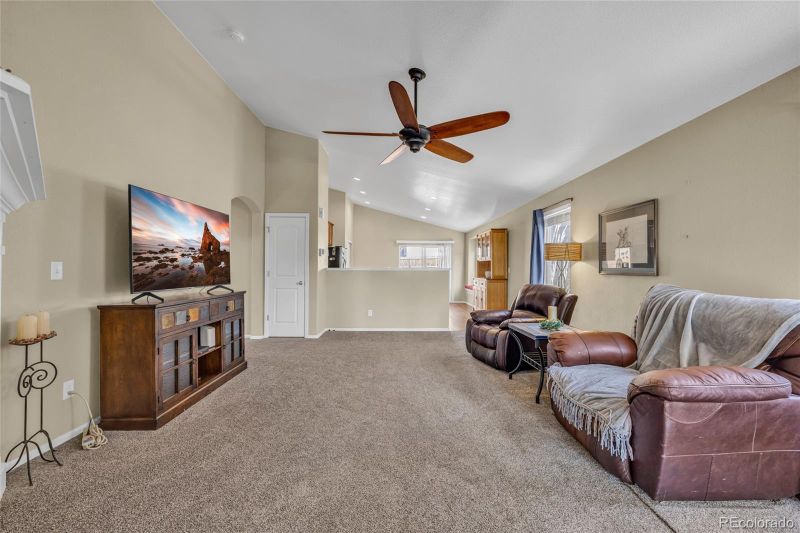 10284 Norfolk St, Commerce City, CO 80022