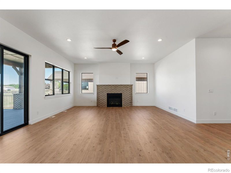832 Clydesdale Dr, Windsor, CO 80550