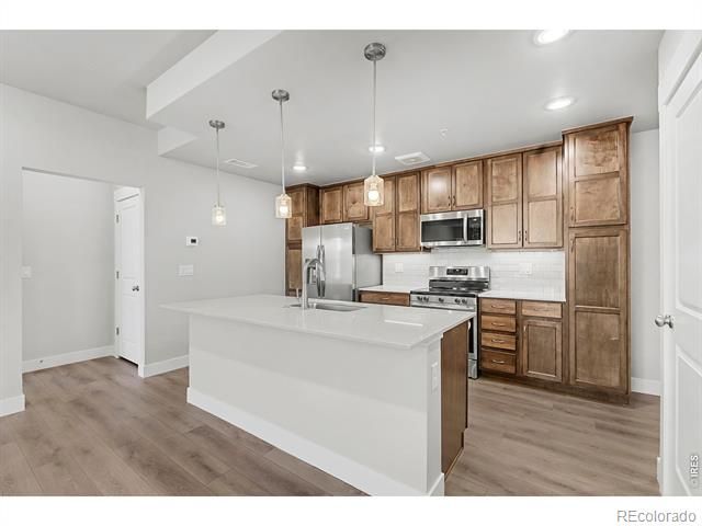 265 High Point Dr #203, Longmont, CO 80504