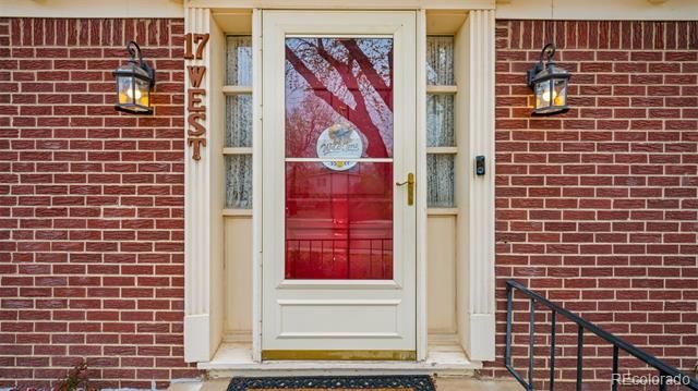 17 Clover Cir, Colorado Springs, CO 80906