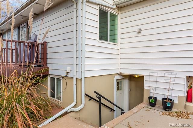 3279 S Pearl St, Englewood, CO 80113