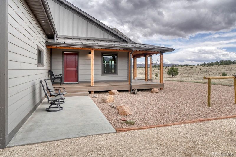946 Hitching Post Rd, Cotopaxi, CO 81223
