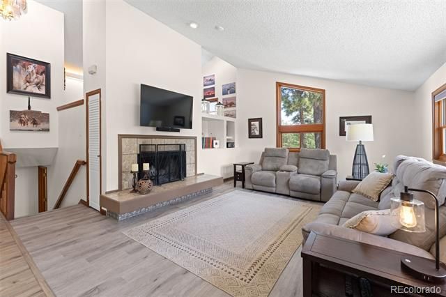 1851 Buttercup Rd, Elizabeth, CO 80107