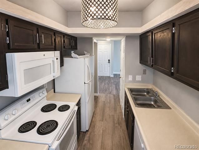 11105 E Alameda Ave #202, Aurora, CO 80012