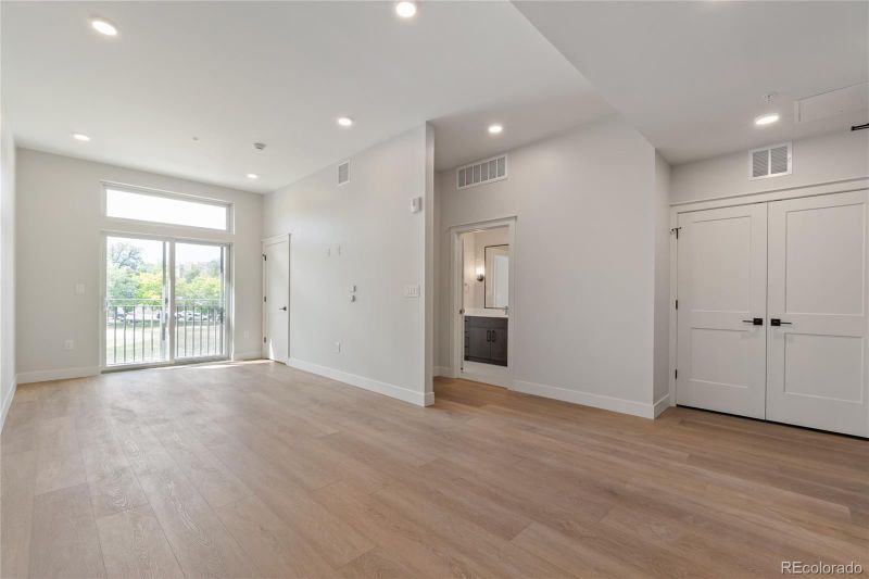 1643 Boulder St #305, Denver, CO 80211
