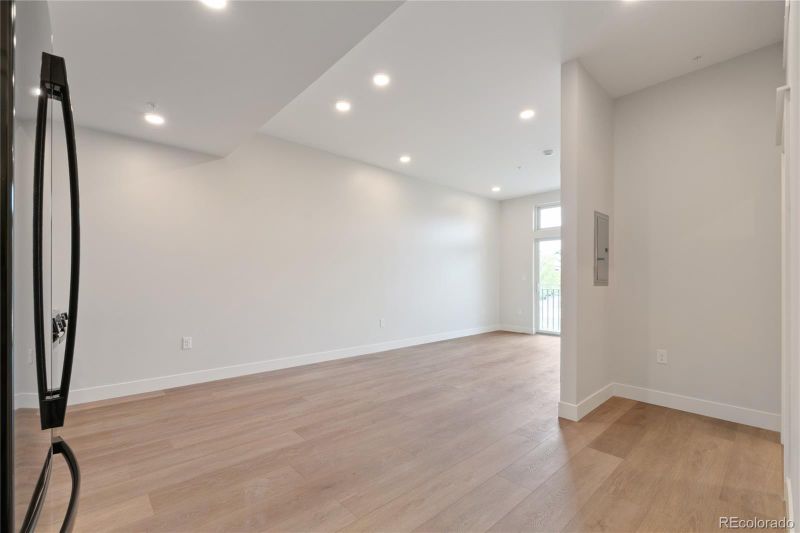 1643 Boulder St #305, Denver, CO 80211