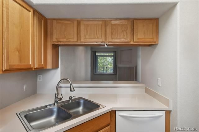 8685 Clay St #206, Westminster, CO 80031