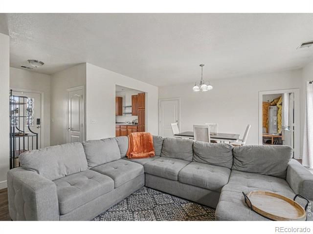 9548 Mcguire Ave, Carr, CO 80612
