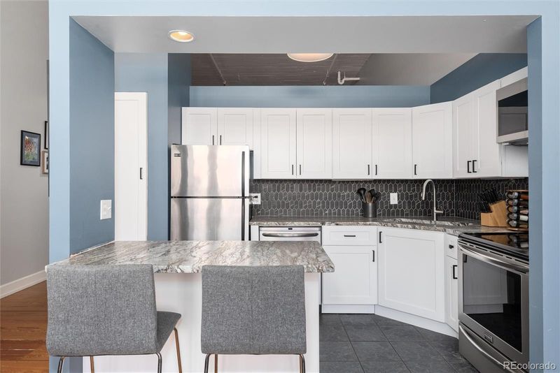 720 16th St #407, Denver, CO 80202