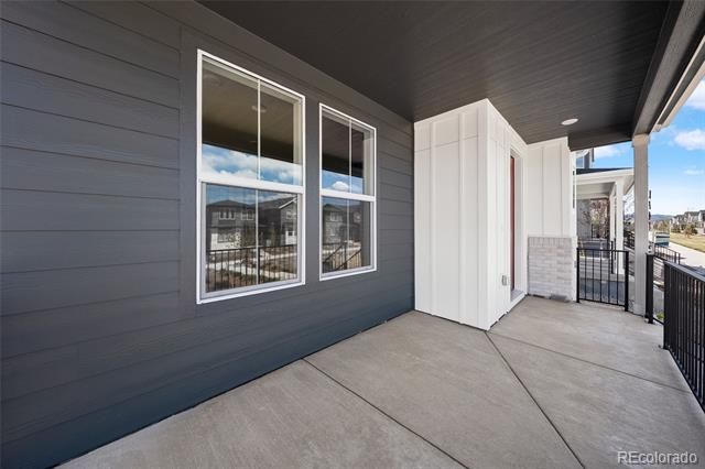 8741 Whiteclover St, Littleton, CO 80125