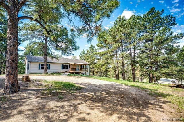 40400 Moon Stone Ct, Deer Trail, CO 80105