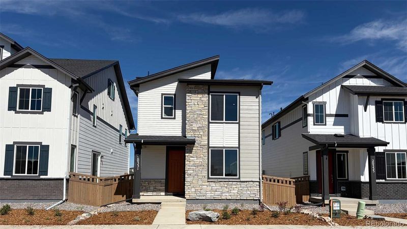 20331 E 57th Ave, Aurora, CO 80019