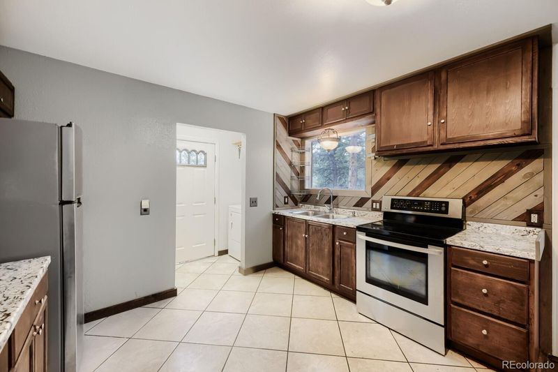 303 Hall Rd, Bailey, CO 80421