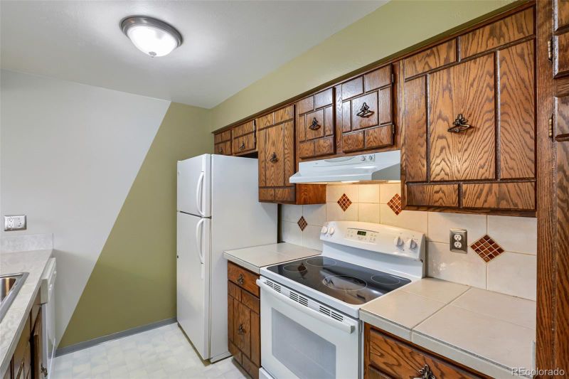 1162 S Eagle Cir #A, Aurora, CO 80012