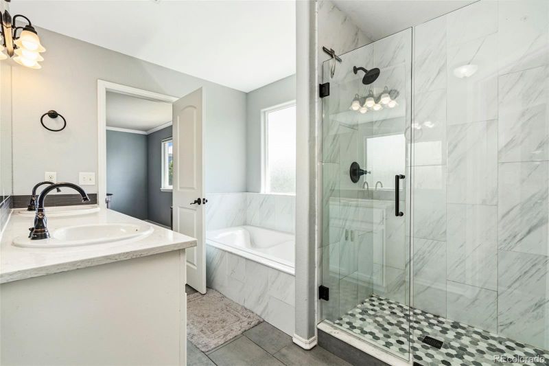 2055 Vineyard Ct, Windsor, CO 80550