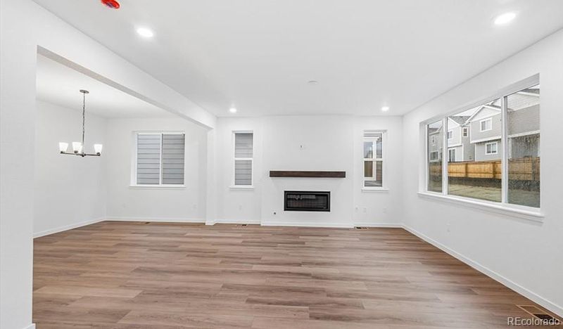 9232 Telluride Ct, Commerce City, CO 80022