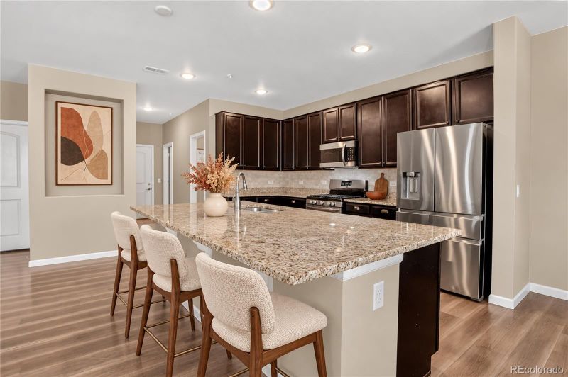 24847 E Calhoun Pl #B, Aurora, CO 80016