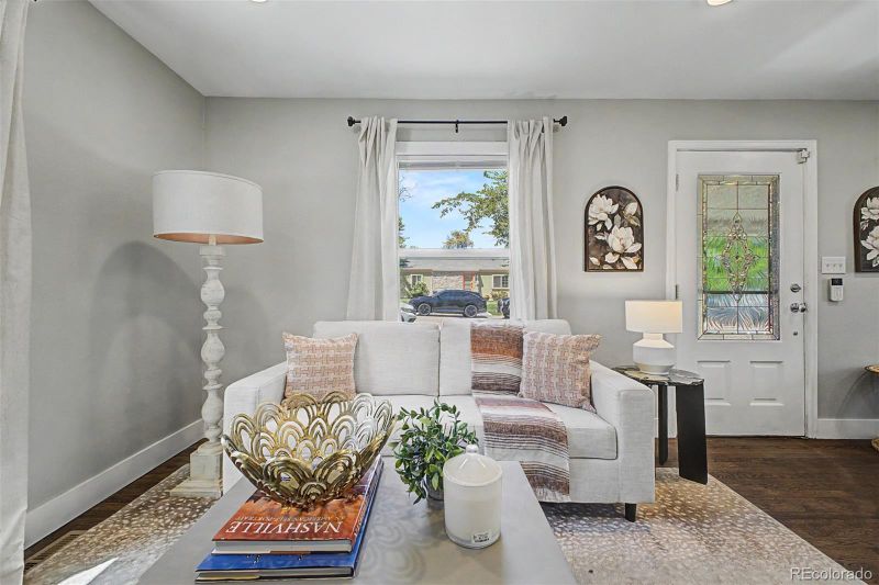 1870 W Beekman Pl, Denver, CO 80221