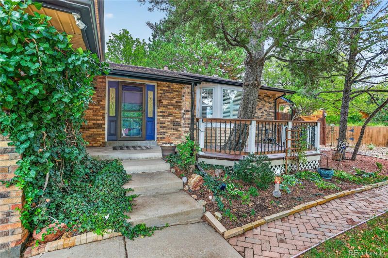 7755 S Kendall Ct, Littleton, CO 80128