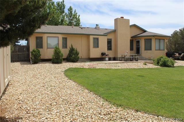 109 S Chi Chi Dr, Pueblo, CO 81007