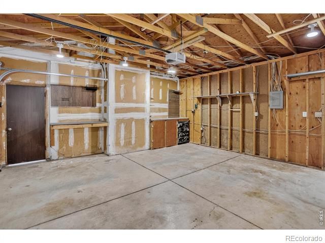 321 Diamond Dr, Fort Collins, CO 80525