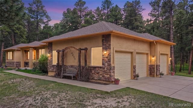 4235 Slash Pine Dr, Colorado Springs, CO 80908