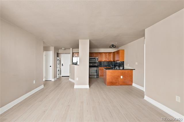 601 W 11th Ave #901, Denver, CO 80204