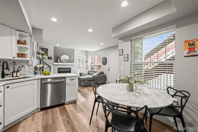 932 S Dearborn Way #11, Aurora, CO 80012