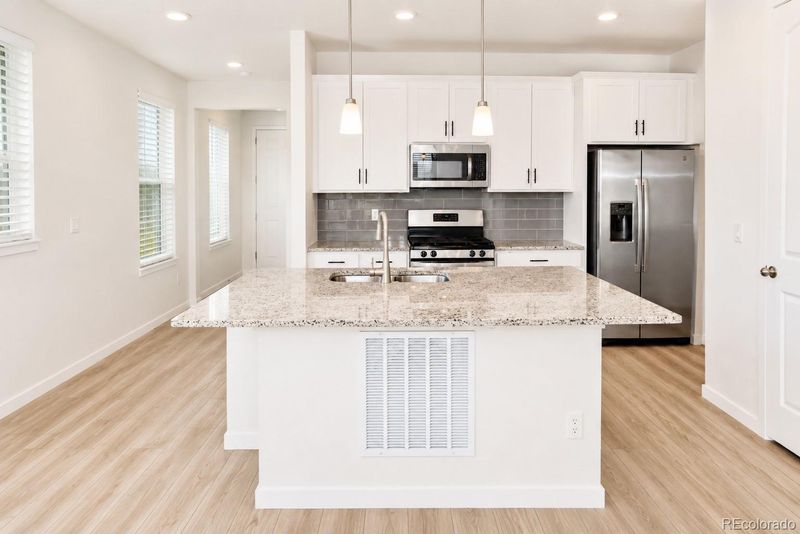 758 176th Ave, Broomfield, CO 80023