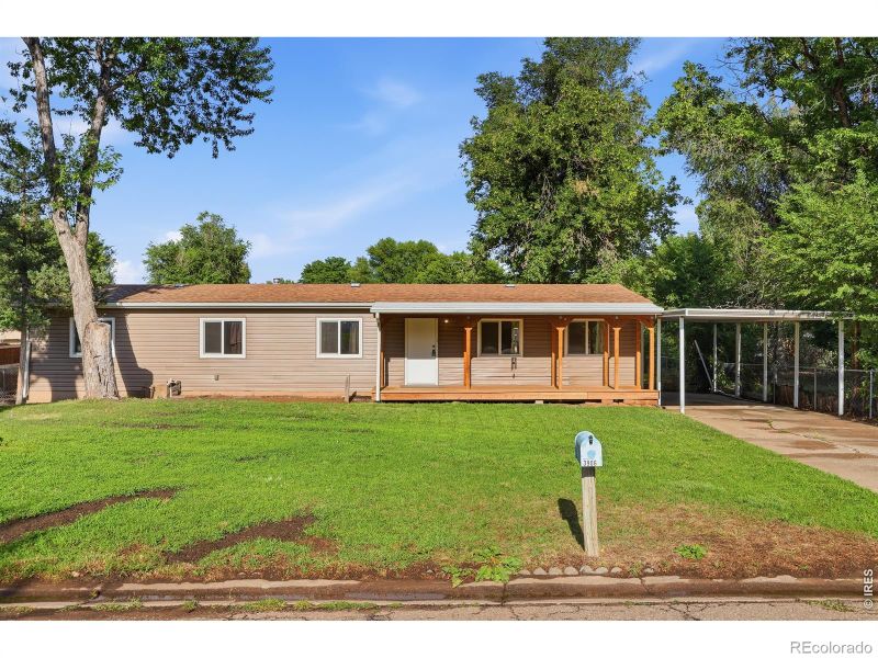 3906 Yosemite Dr, Greeley, CO 80634