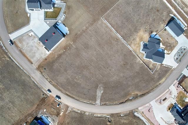 9411 Meadow Farms Dr, Milliken, CO 80543
