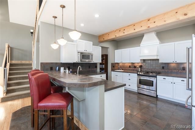 293 Mt Neva Dr, Granby, CO 80446