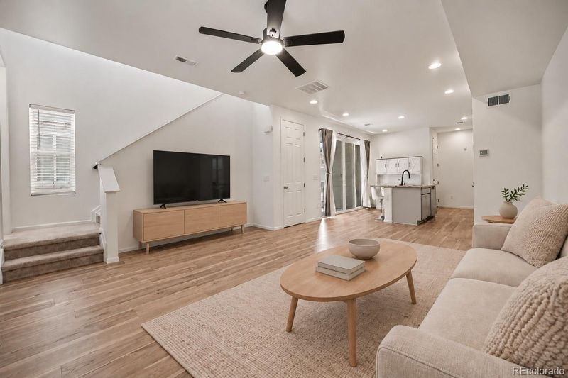 23527 E 5th Pl, Aurora, CO 80018