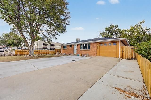 7940 Appleblossom Ln, Westminster, CO 80030