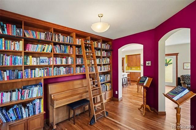 2304 N Yosemite St, Denver, CO 80238