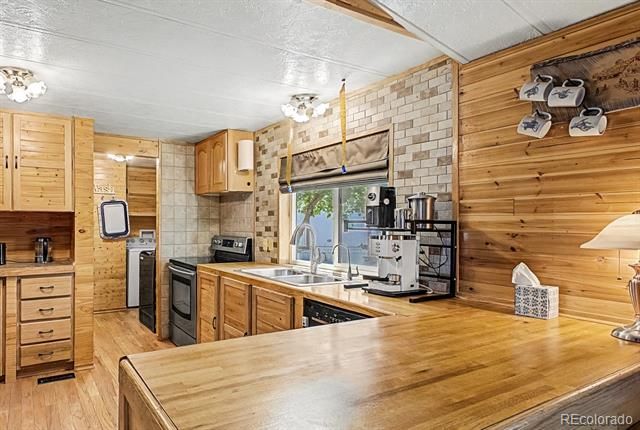 1510 E St, Golden, CO 80401