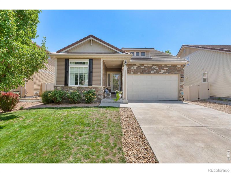5056 Silverwood Dr, Johnstown, CO 80534