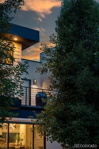 230 S Dexter St, Denver, CO 80246