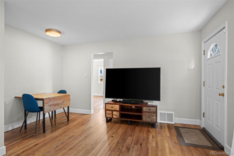 1749 Wabash St, Denver, CO 80220