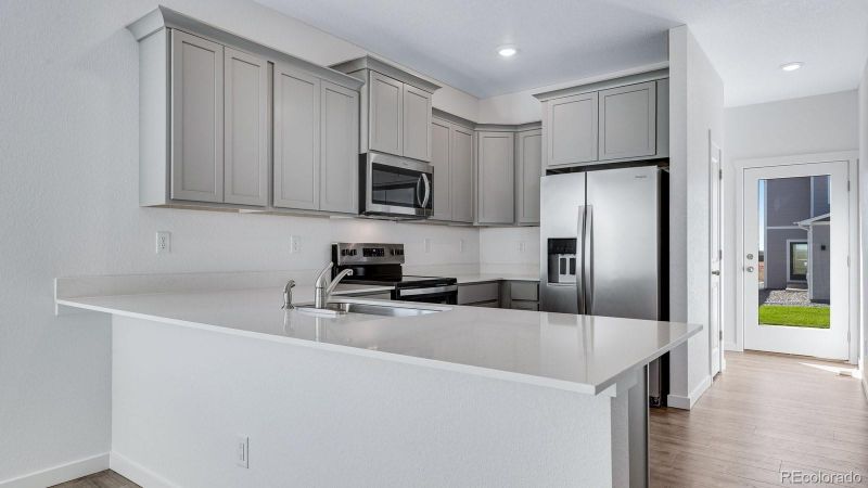 341 N Bersshine St, Watkins, CO 80137